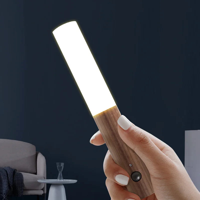 Lámpara LED con sensor de movimiento